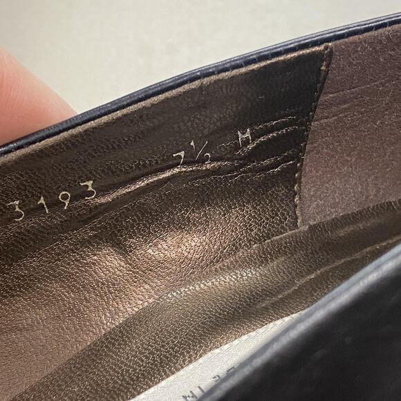 VTG Etienne Aigner Heels Womens 7.5 Black Leather Pumps Square Toe Chunky Heel - Picture 14 of 14